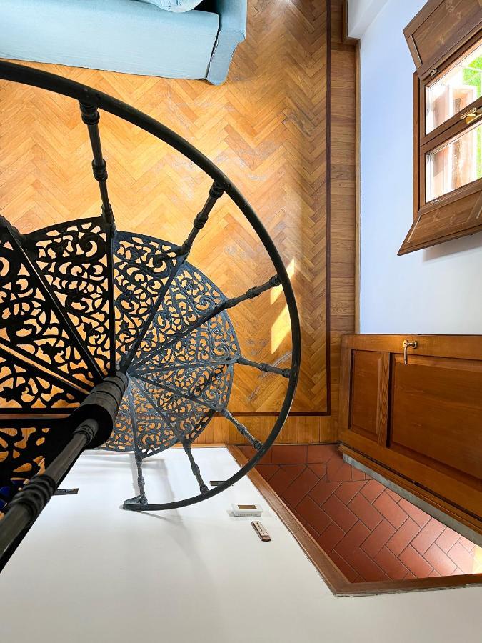 Paradise Convent Apartment Флоренція Екстер'єр фото